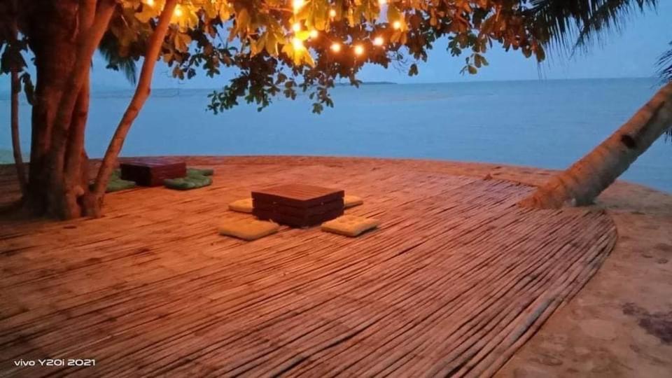 Mecaja Beach House Roxas  Ngoại thất bức ảnh