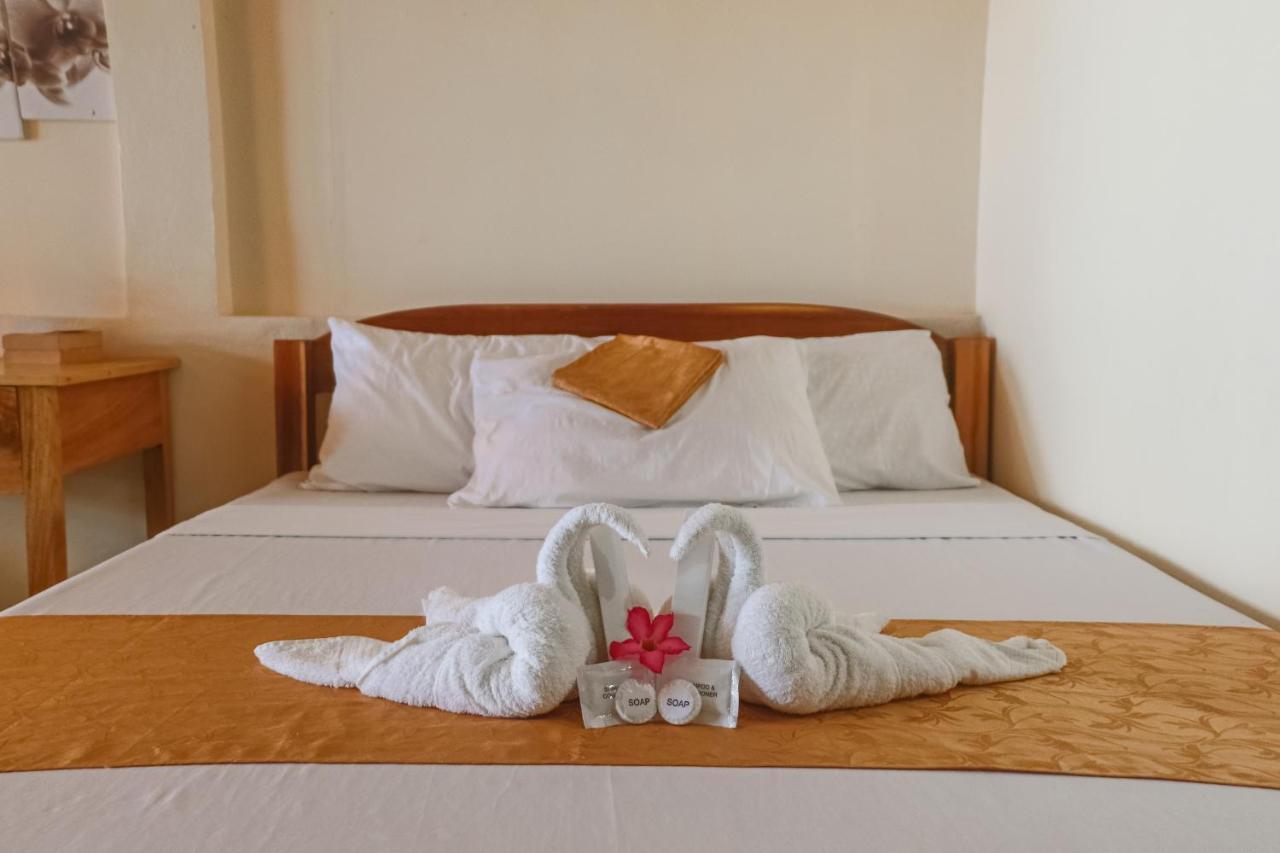 Mecaja Beach House Roxas  Ngoại thất bức ảnh