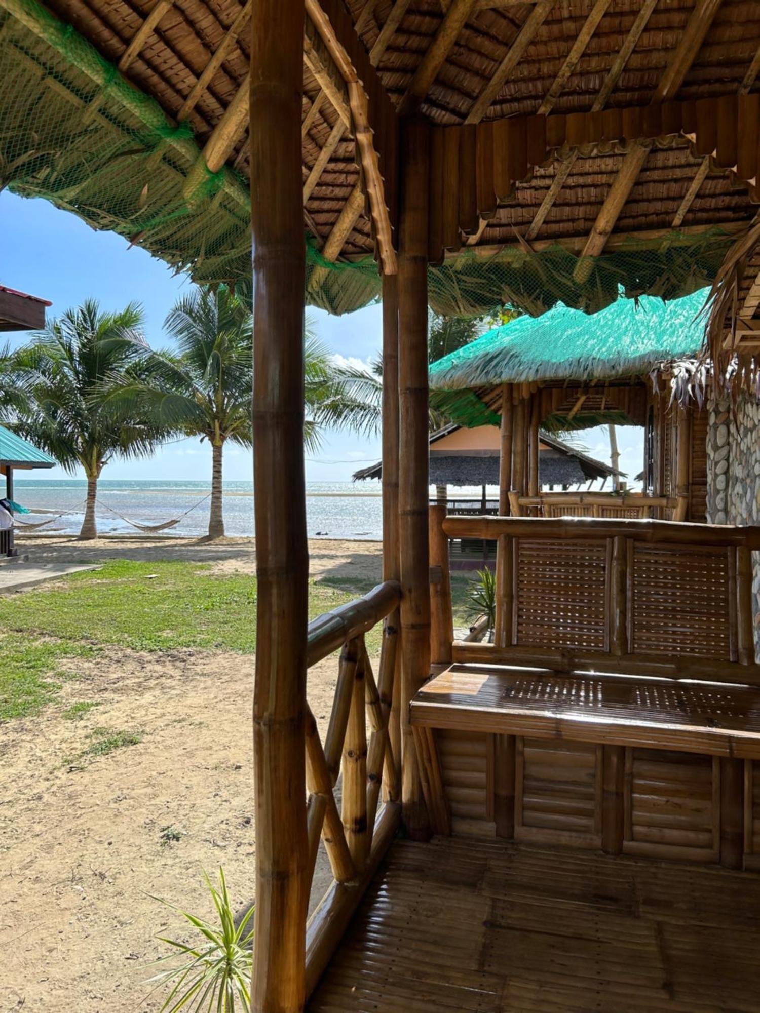 Mecaja Beach House Roxas  Ngoại thất bức ảnh