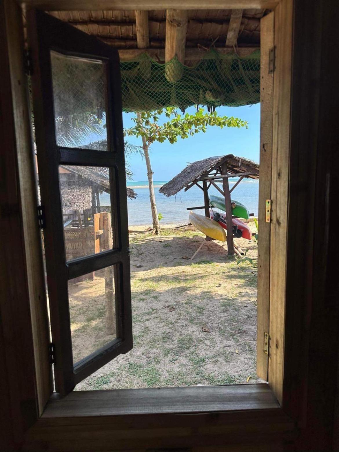 Mecaja Beach House Roxas  Ngoại thất bức ảnh