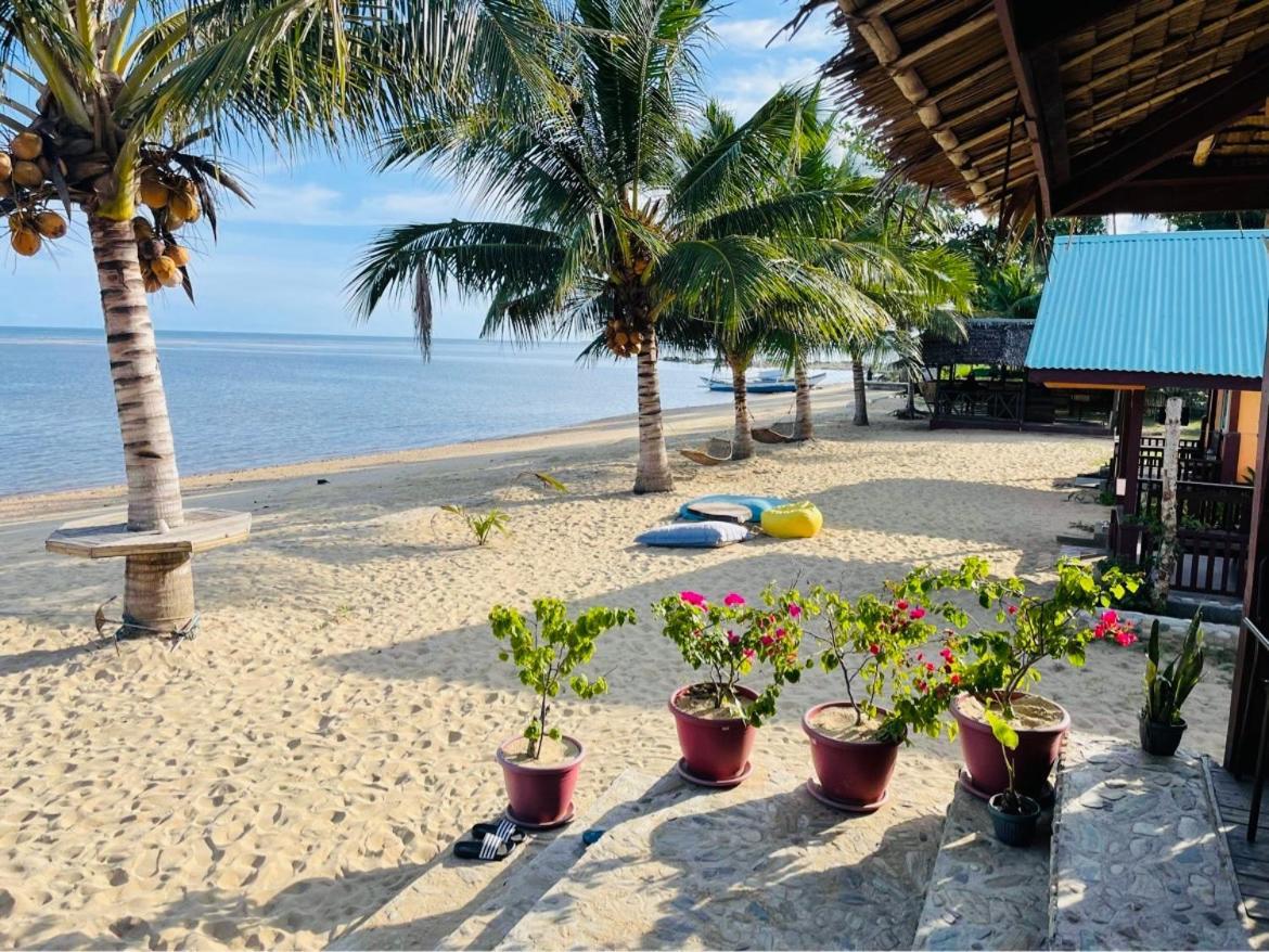 Mecaja Beach House Roxas  Ngoại thất bức ảnh